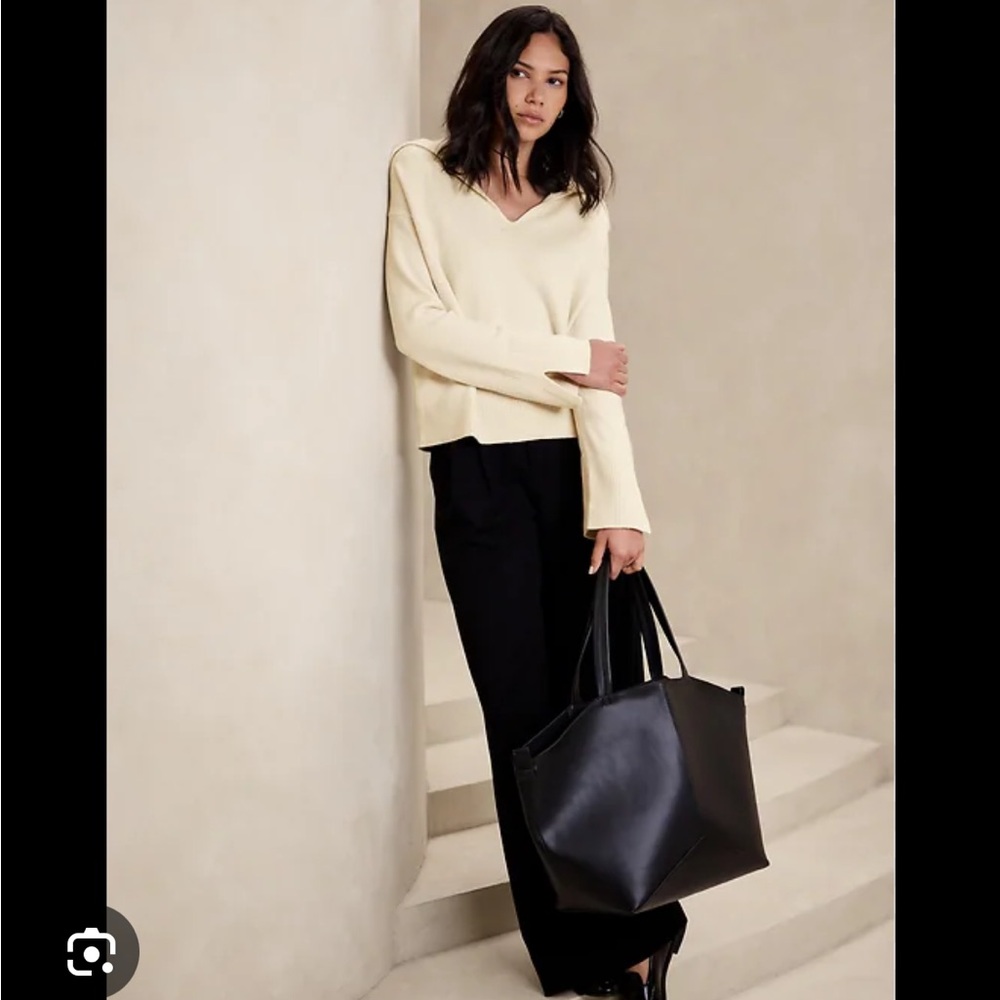 NWT Banana Republic Johnny-collar V-Neck polo Cream Sweater XL